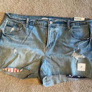 NWT - Old Navy Jean Shorts - Size 16